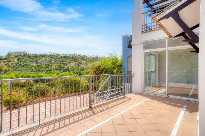 Image No.19-4 Bed Townhouse for sale