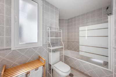 12-9d2414e6554ff283a7dbb3894364f2bd