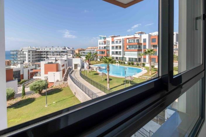 Image No.6-4 Bed Apartment for sale