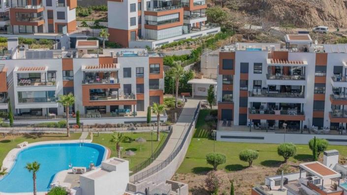 Image No.14-4 Bed Apartment for sale