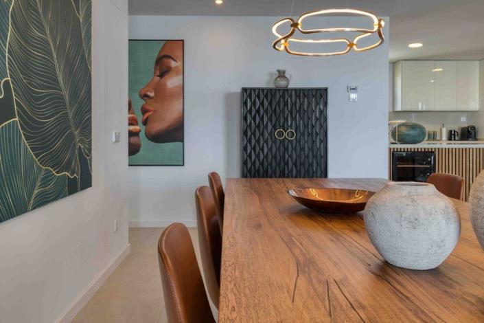 Image No.27-4 Bed Apartment for sale