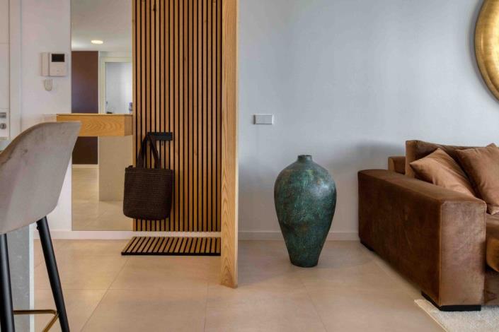 Image No.28-4 Bed Apartment for sale