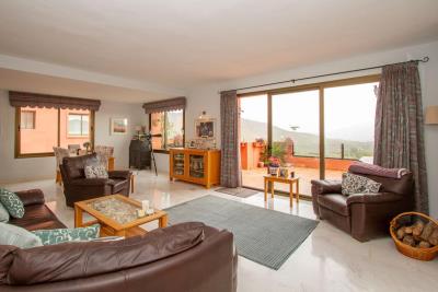 1-7980e48d732b6fc85c14b43b94d2aa54