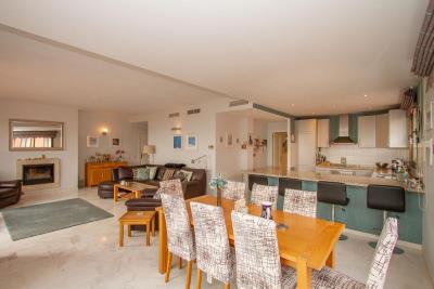 9-467d0cee5b725f3ef65f102a0c2e69c0