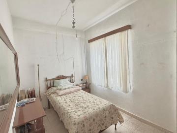 10-75bef5f12e72a6d65f05a48dacffbe42