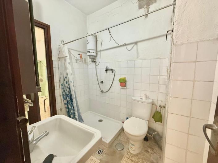 Image No.13-2 Bed Apartment for sale