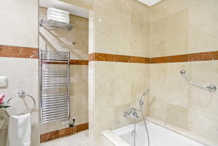 Image No.22-3 Bed Apartment for sale