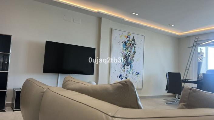 Image No.9-3 Bed Apartment for sale