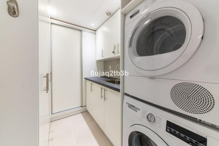 Image No.10-3 Bed Apartment for sale