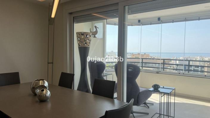 Image No.24-3 Bed Apartment for sale