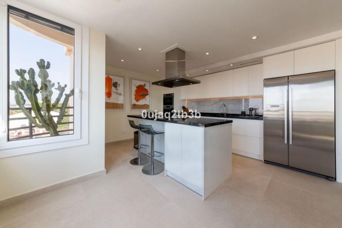 Image No.38-3 Bed Apartment for sale