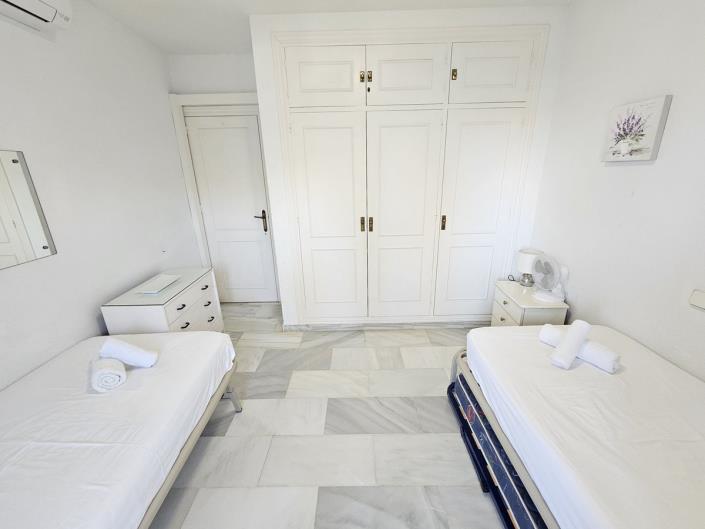 Image No.24-2 Bed Apartment for sale