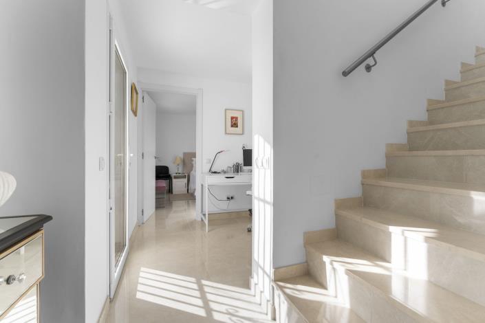 Image No.20-3 Bed Villa / Detached for sale