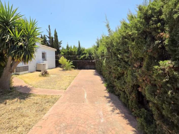 Image No.33-5 Bed Villa / Detached for sale