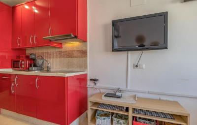 8-e64a9055bba3e77ac8aca3b893cdf826