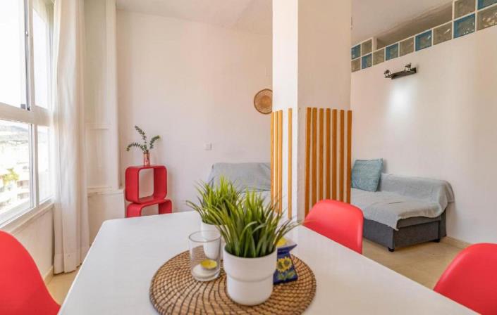 Image No.10-1 Bed Apartment for sale