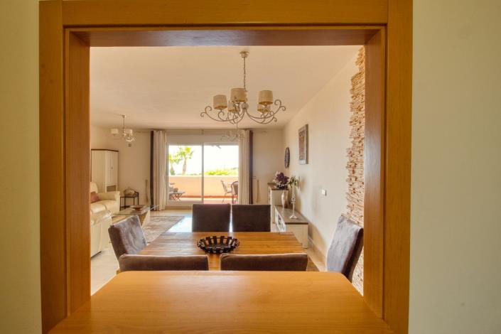 Image No.16-4 Bed Townhouse for sale