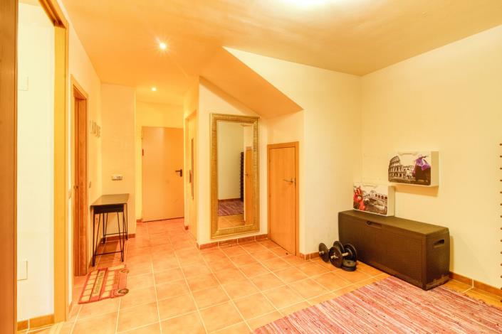 Image No.41-4 Bed Townhouse for sale