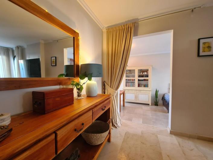 Image No.25-3 Bed Semi-Detached for sale