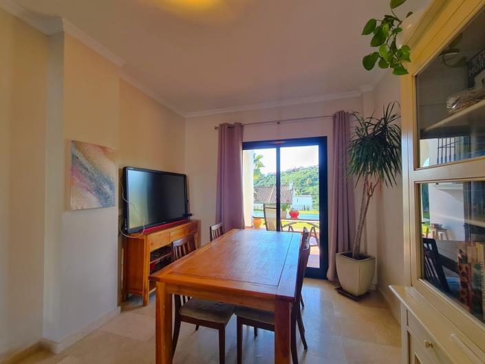 Image No.28-3 Bed Semi-Detached for sale