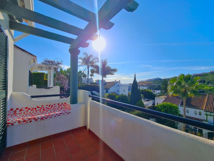 Image No.42-3 Bed Semi-Detached for sale