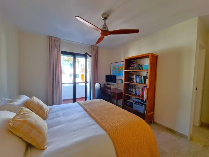 Image No.51-3 Bed Semi-Detached for sale