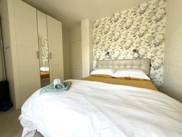 10-bb915d1cb19341576dcdc994b81ab9c5