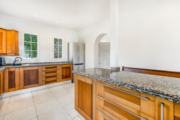 Image No.10-4 Bed Villa / Detached for sale