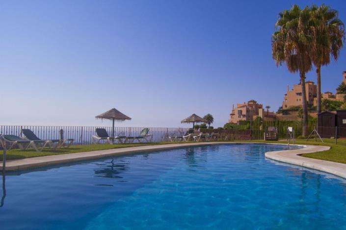 Image No.25-2 Bed Apartment for sale