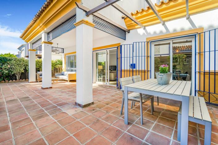 Image No.3-5 Bed Townhouse for sale