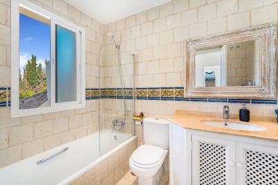 14-53d6c5e1565b8c19faf7091edaa35fd0