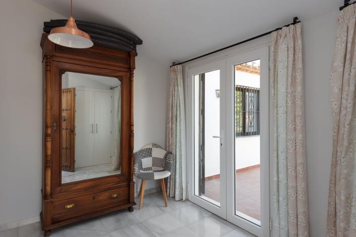 Image No.16-Jumelé de 4 chambres à vendre à Estepona