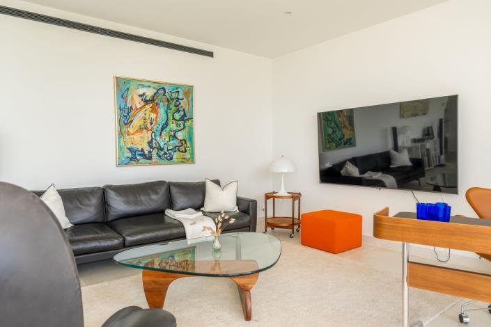 Image No.12-3 Bed Apartment for sale