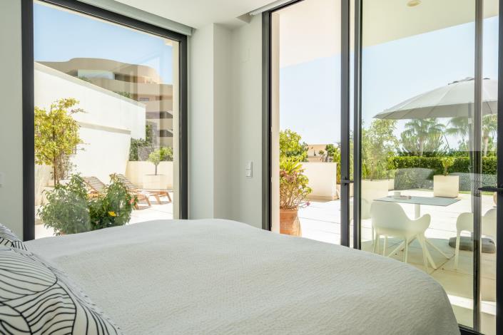 Image No.14-3 Bed Apartment for sale