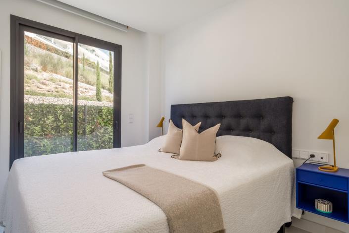 Image No.20-3 Bed Apartment for sale