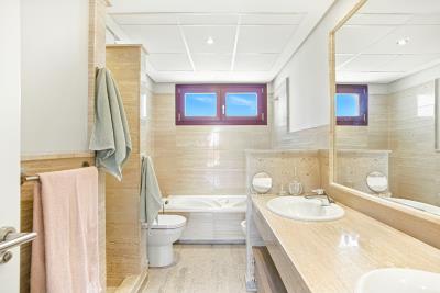 33-f37a7fab00fce6ff6b895520b67d6d6d