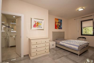 29-7c2f312881aea9bbe9ddaeb9640e2c9a