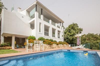 2-5bd7b9d04b45e33852eaf0ec6670150d