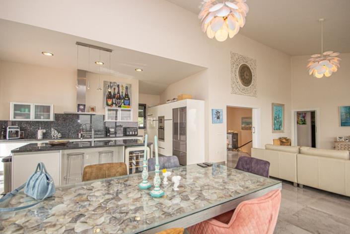 Image No.25-Villa de 4 chambres à vendre à La Mairena