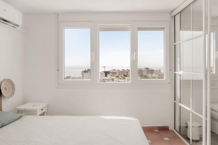 Image No.5-3 Bed Townhouse for sale