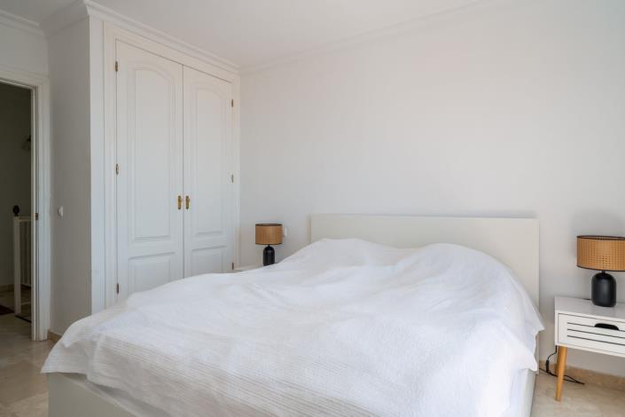 Image No.5-3 Bed Townhouse for sale