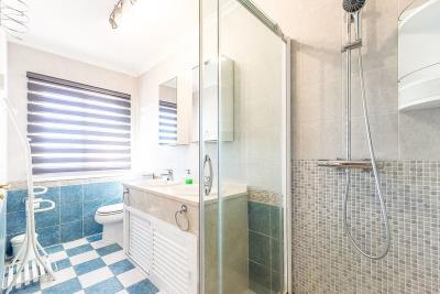 18-cc72f169493c096e712837ff5d8b6e41