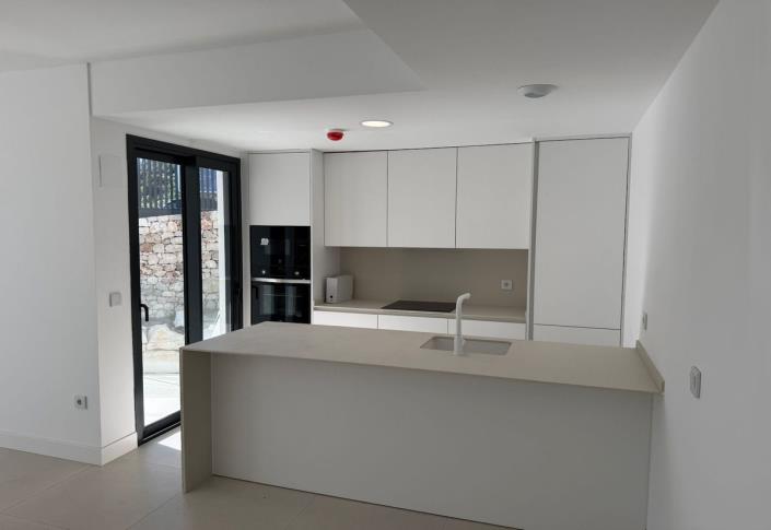 Image No.7-3 Bed Apartment for sale