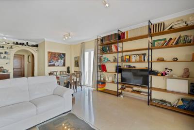 9-467d0cee5b725f3ef65f102a0c2e69c0