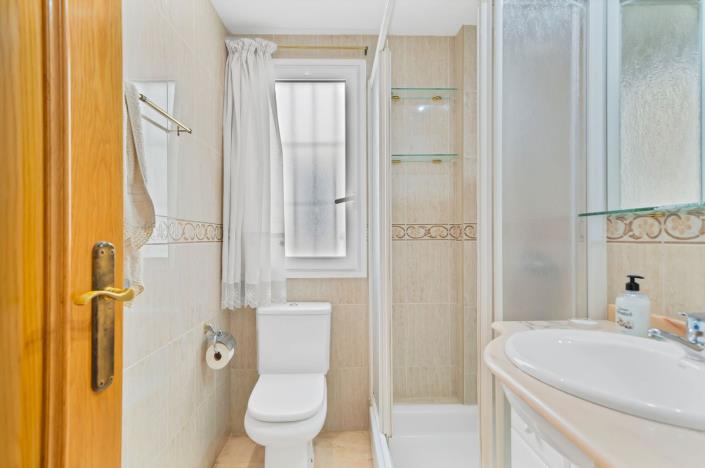 Image No.38-3 Bed Apartment for sale