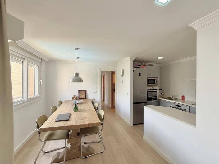 Image No.11-2 Bed Apartment for sale