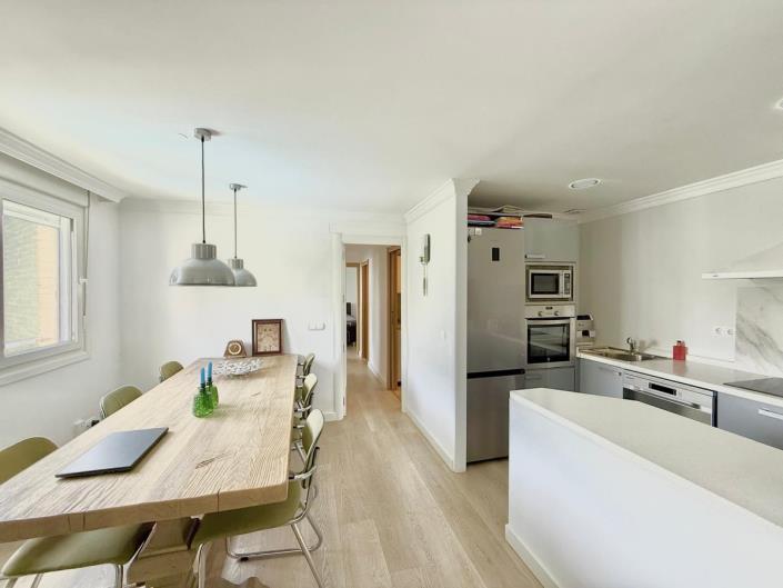 Image No.13-2 Bed Apartment for sale