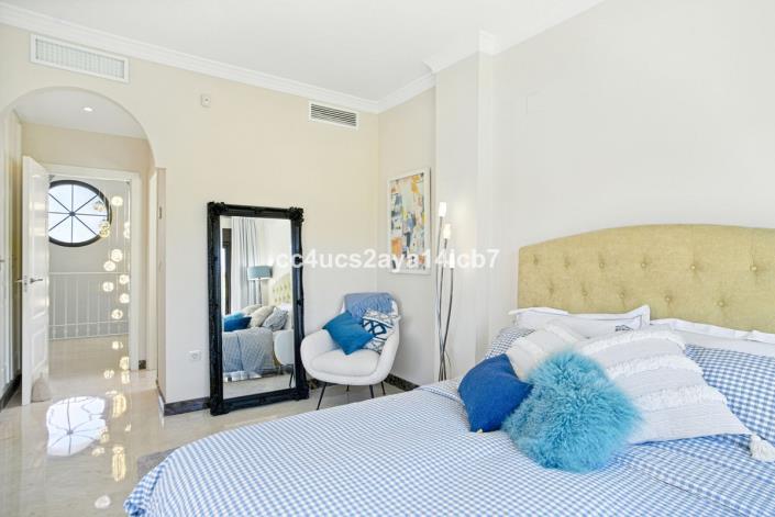 Image No.31-3 Bed Villa / Detached for sale