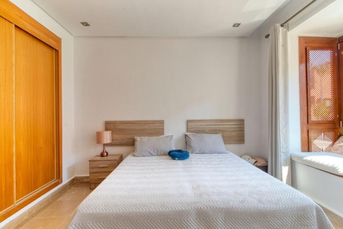 Image No.33-3 Bed Townhouse for sale