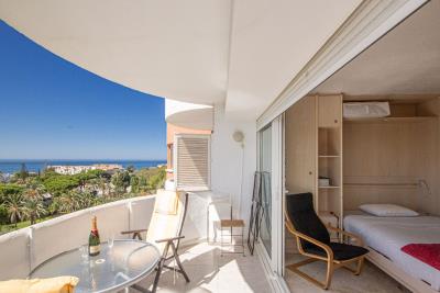 7-aa4cc561180b369757c0bb4af9886cd3